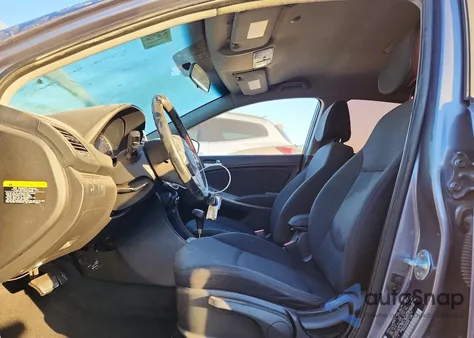 2017 Hyundai Accent Sport из США, поврежденный, VIN KMHCU5AEXHU333279